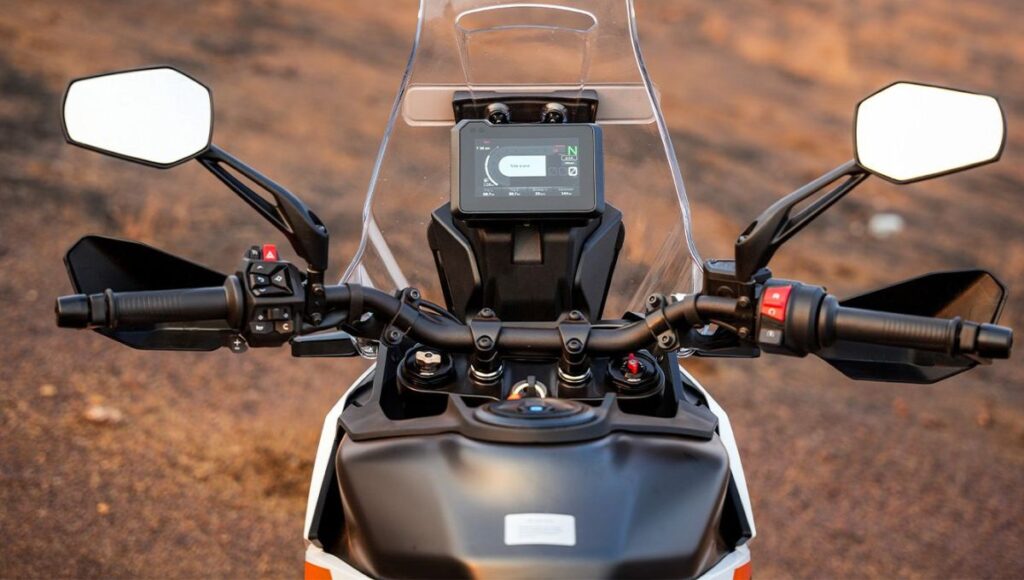 2025 KTM 390 Adventure की पूरी जानकारी फीचर्स, रेंज, और परफॉर्मेंस