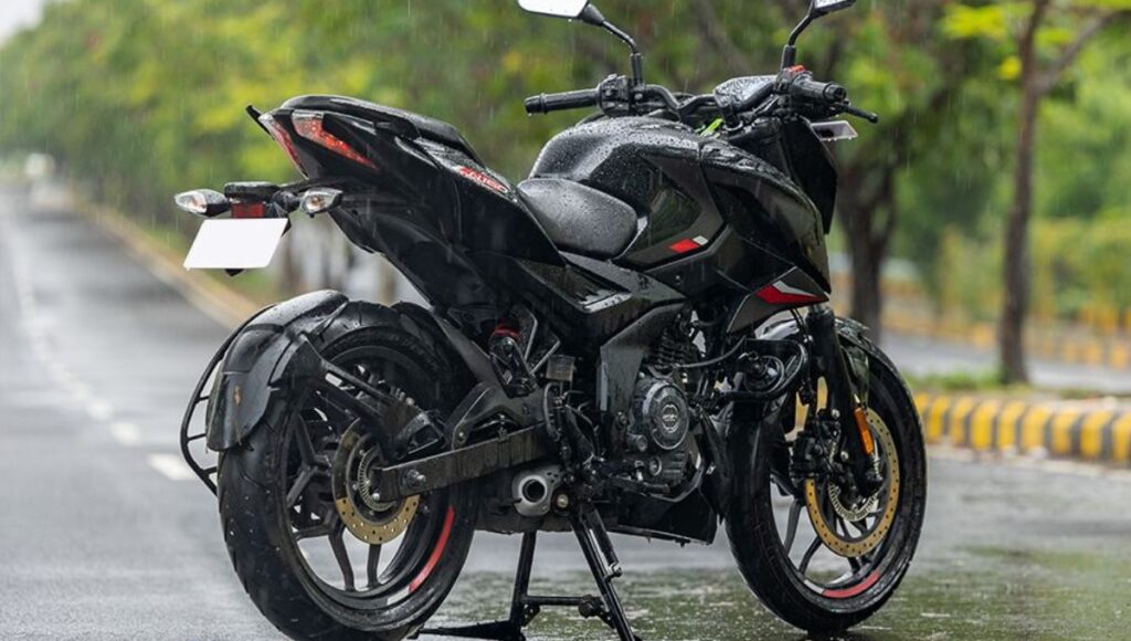 Bajaj Pulsar N160