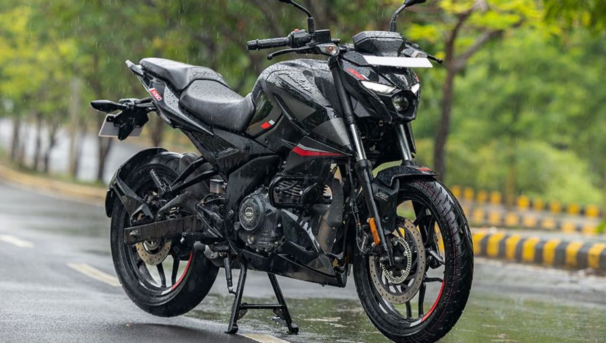 Bajaj Pulsar N160