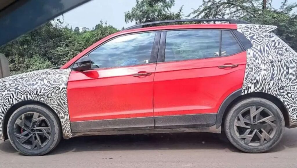 Skoda Kushaq Facelift Spied Testing